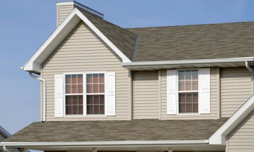 House with seamless gutters